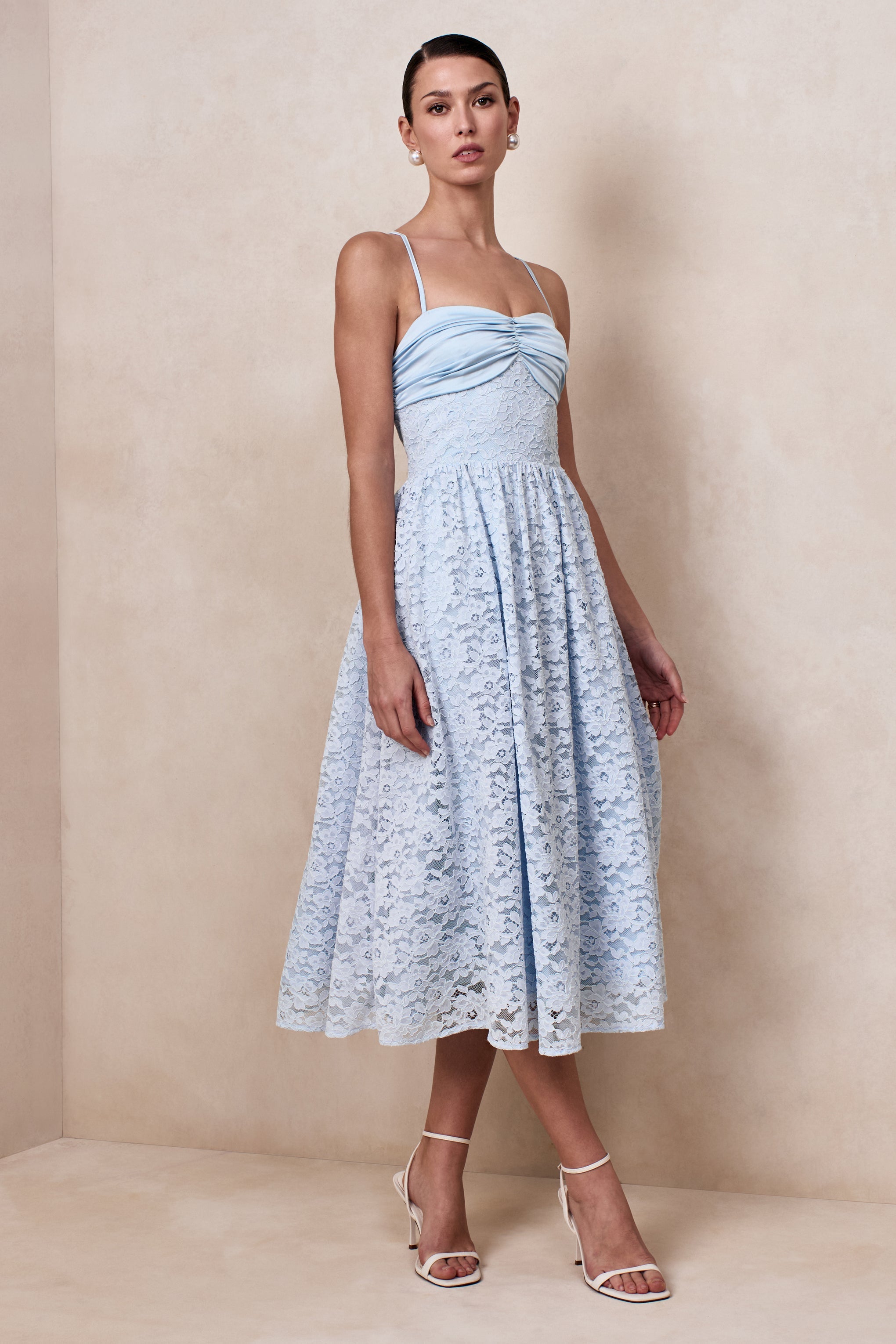 Gloriana | Powder Blue Lace Sweetheart-Neck Midi Dress